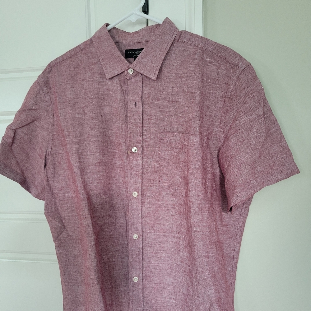 Banana Republic Maroon Casual Button Down Shirt
